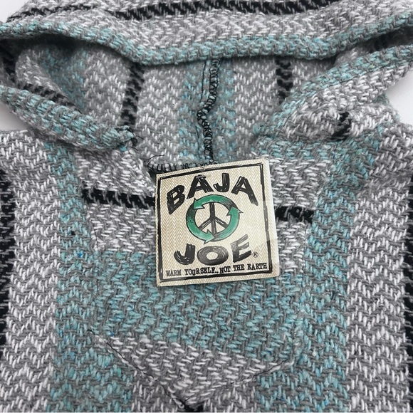 NWT Earth Ragz Baja Hoodie Poncho Original Made with 100% Recycled Fibers Small - Picture 3 of 10
